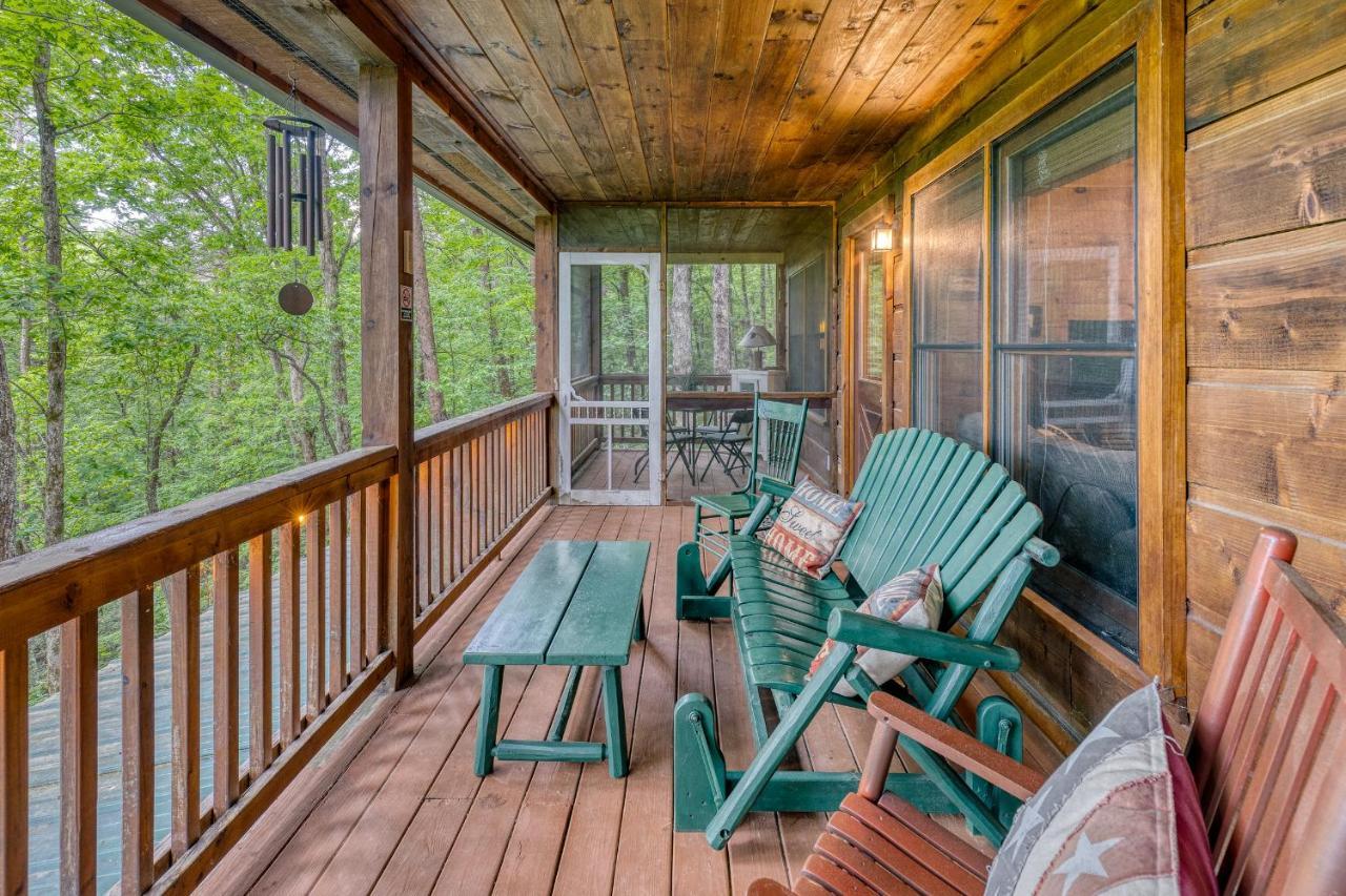 Secluded Sunrise Ridge-10 Min From Blue Ridge, King Beds, Hot Tub, 2 Porches, Fireplace Wood Burning, Mountain View, Cozy Exterior photo