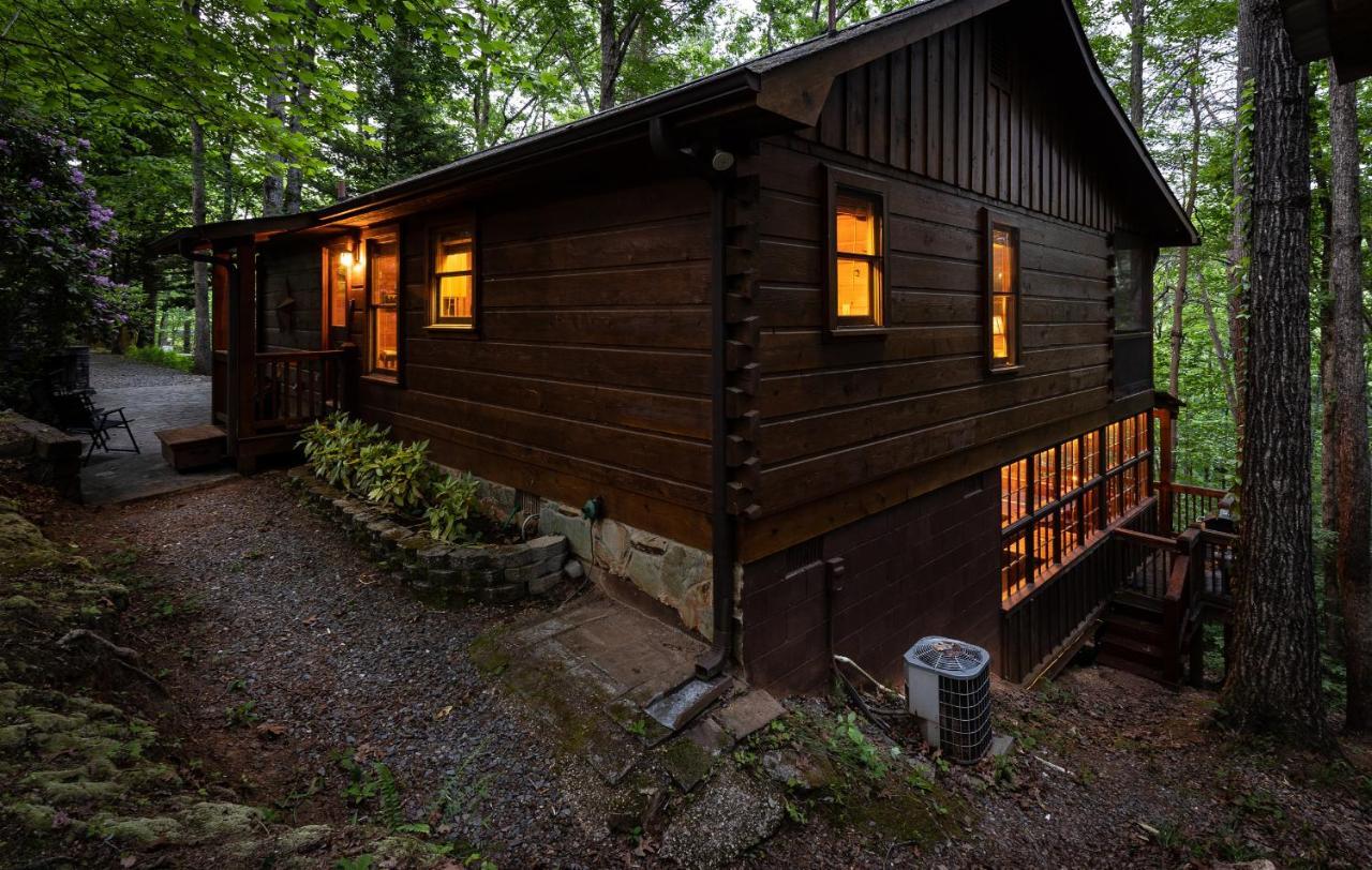 Secluded Sunrise Ridge-10 Min From Blue Ridge, King Beds, Hot Tub, 2 Porches, Fireplace Wood Burning, Mountain View, Cozy Exterior photo
